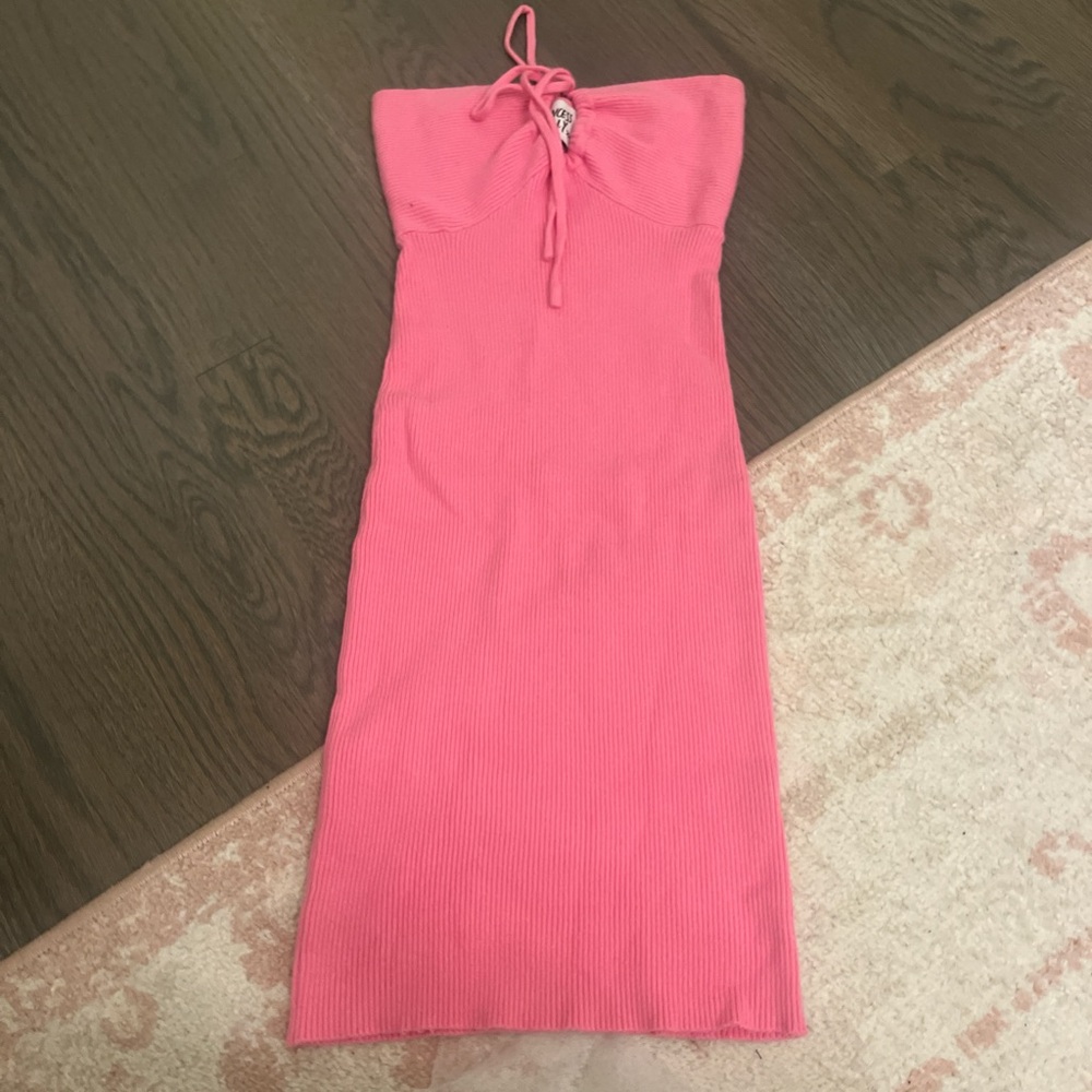 Elegant Pink Strapless Dress